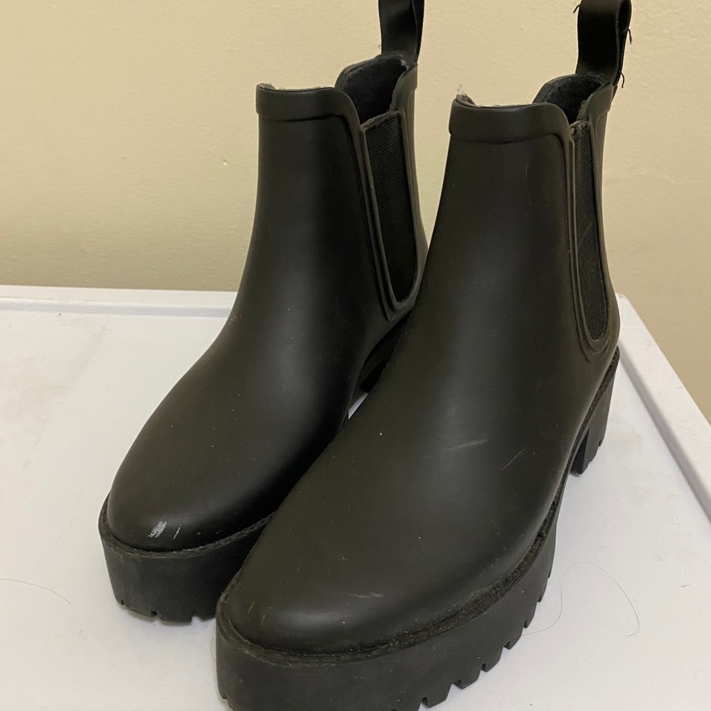 Black Rubber Charlie Rain Boots - Picture 2 of 8